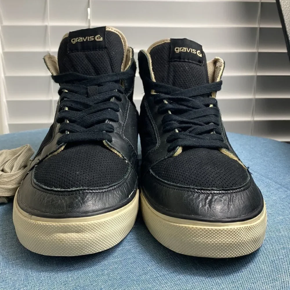 Gravis black men’s Lowdown Hi Cut hemp skate shoes size 11.5